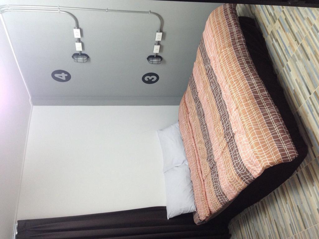 Restdot Hostel Bangkok Cameră foto